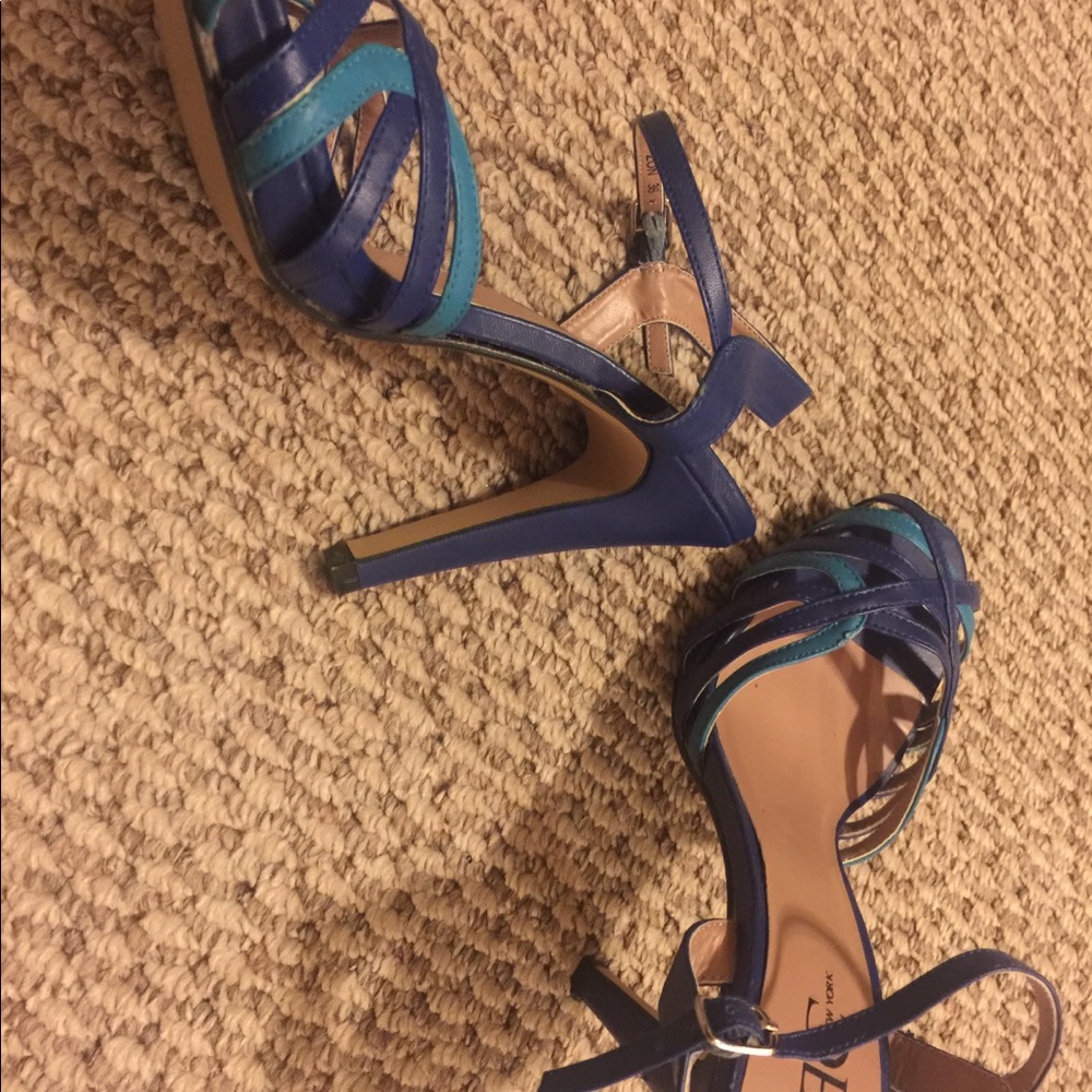 Size 36 - Picture 3 of 7